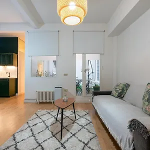 aguirre-apartment-by-people-rentals.sansebastianhotels.net/
